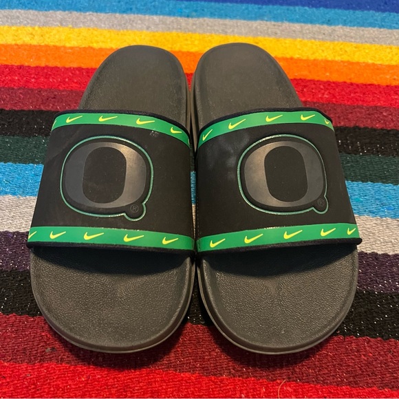 Nike Oregon ducks Slides Slip Ons Mens 7.5 women’s 9 - Picture 7 of 16